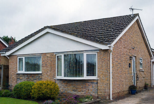 Roofline before painting transformation in Milton Keynes