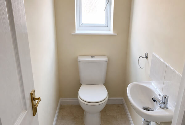 Interior room in Northampton before painting and decorating transformation
