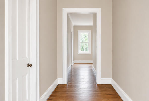 Interior woodwork in Kettering after painting with clean skirting boards and door frames