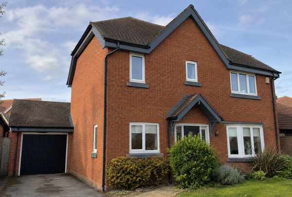 Freshly painted fascia soffit and roofline after painting in Kettering